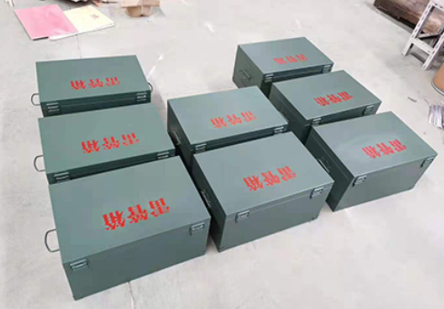 邢台炸药箱和雷管箱一般是怎么存放的？