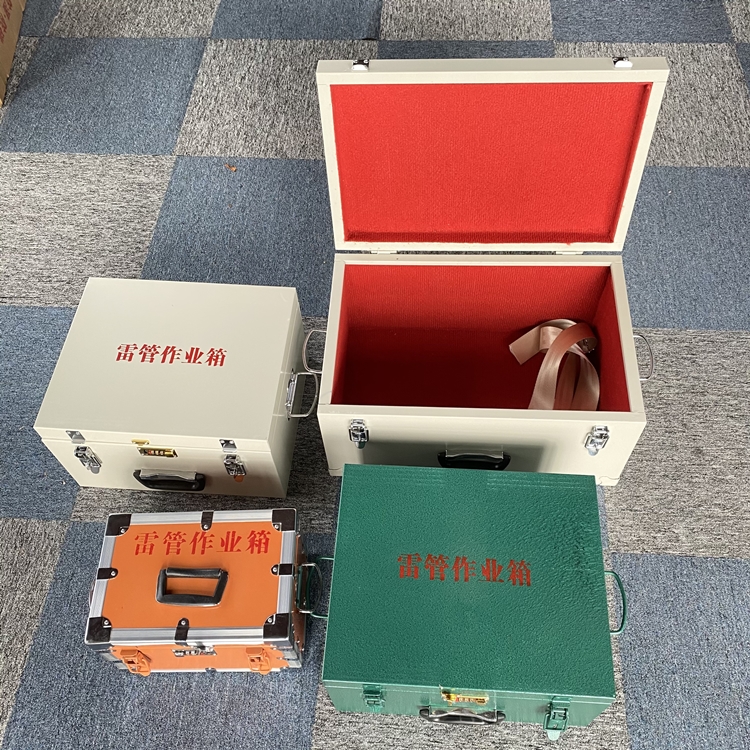 邢台爆破工程作业箱如何选择？玻璃钢与传统材质的全面对比